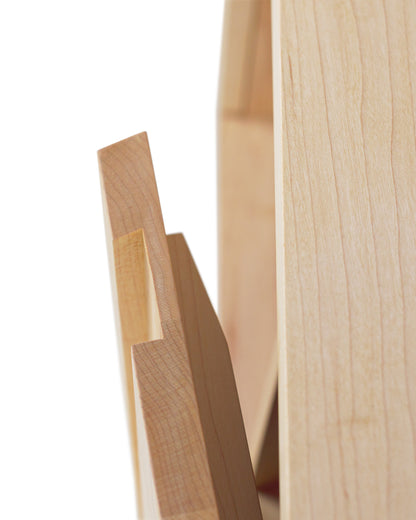 Großes Lowboard – Modernes Massivholzdesign
